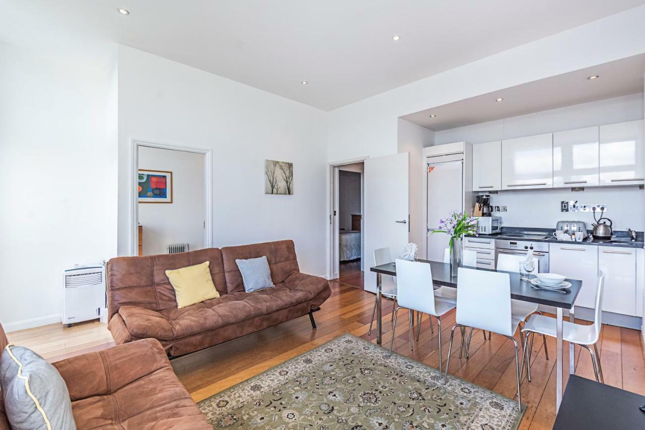Splendid 3 Bedroom Apartment In Angel/Kings Cross ロンドン エクステリア 写真